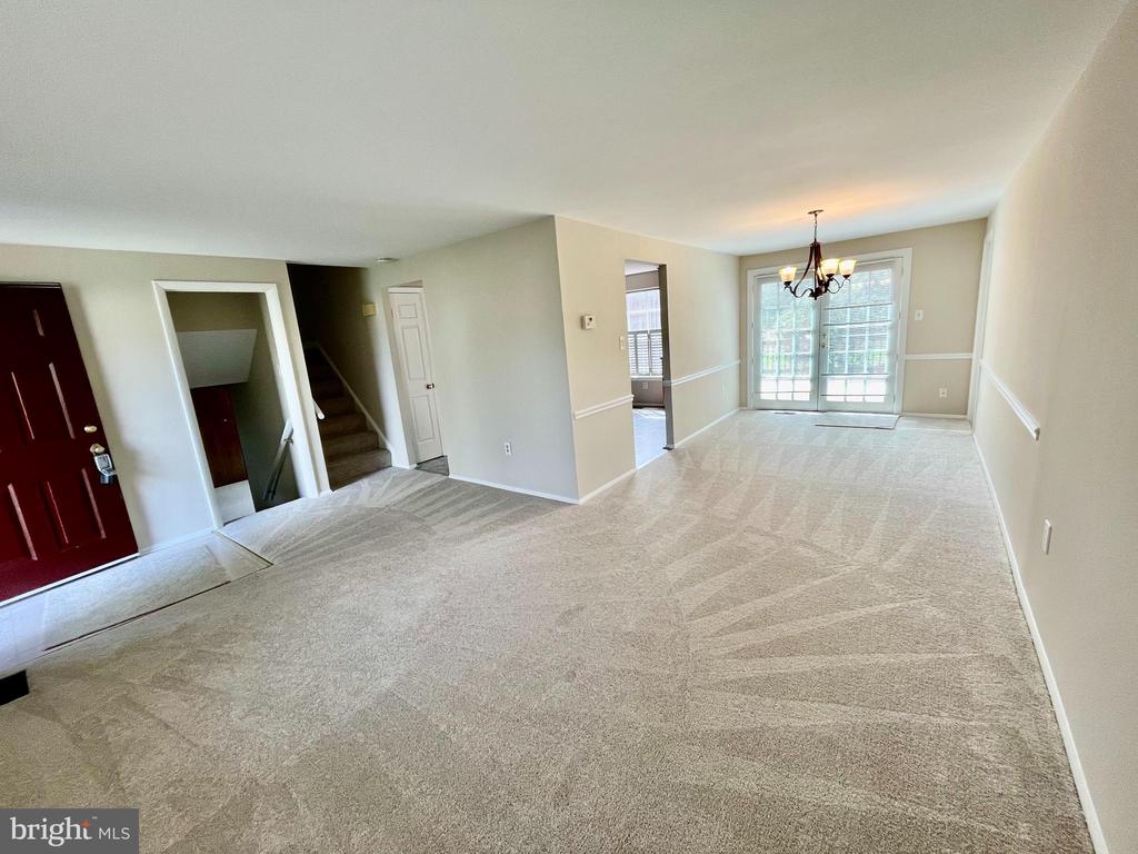 15705 ANAMOSA DRIVE