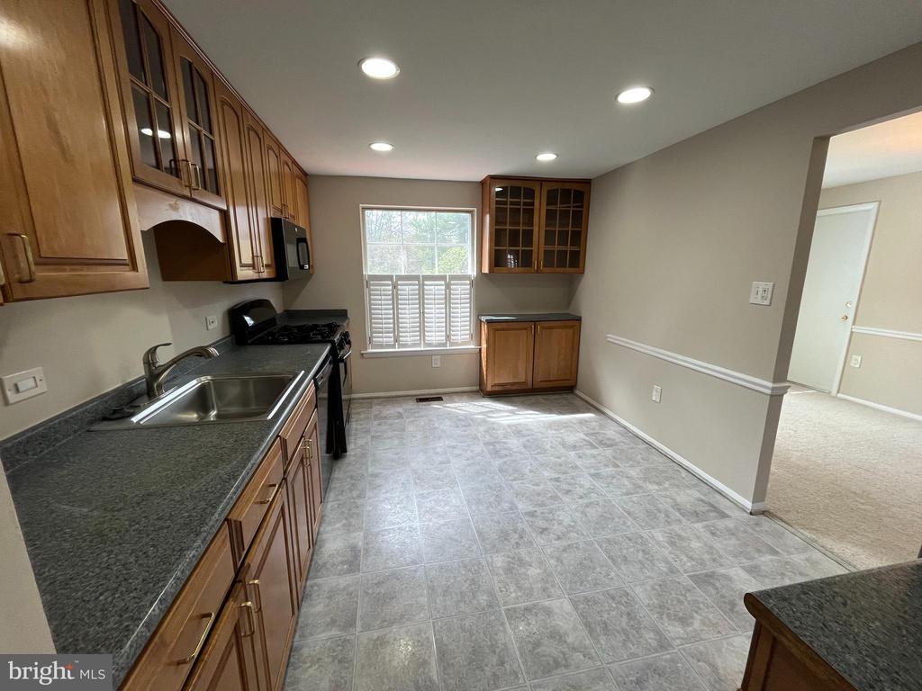 15705 ANAMOSA DRIVE