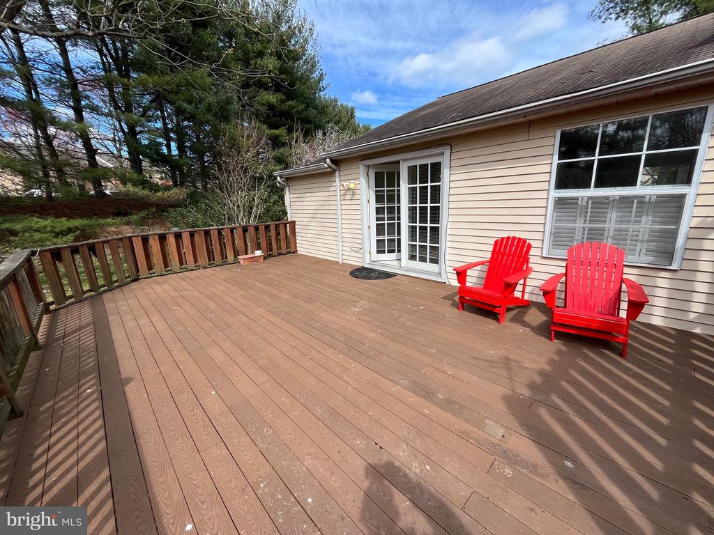 15705 ANAMOSA DRIVE