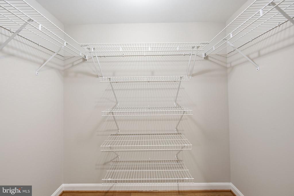 14805 PENNFIELD CIRCLE Unit: 304