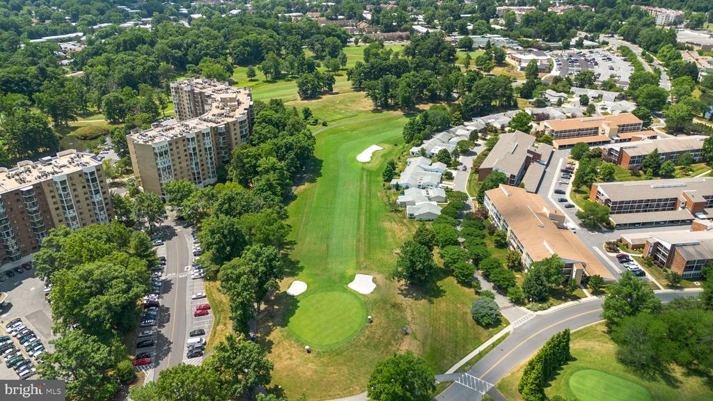 14805 PENNFIELD CIRCLE Unit: 304