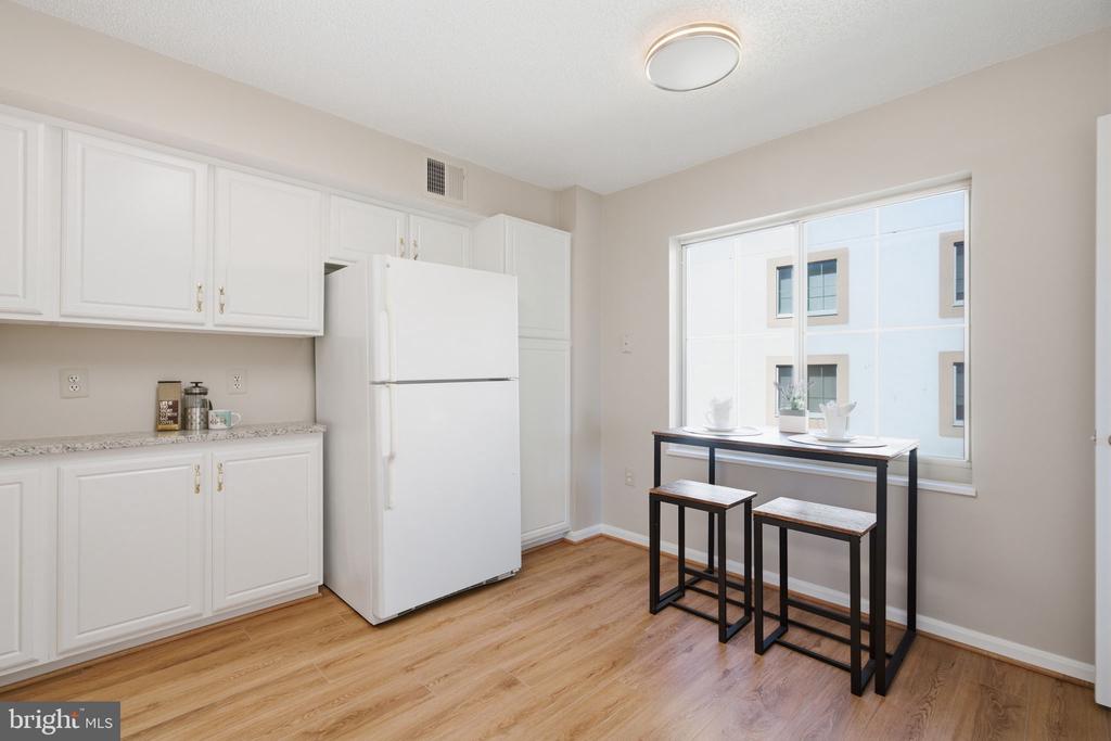 14805 PENNFIELD CIRCLE Unit: 304