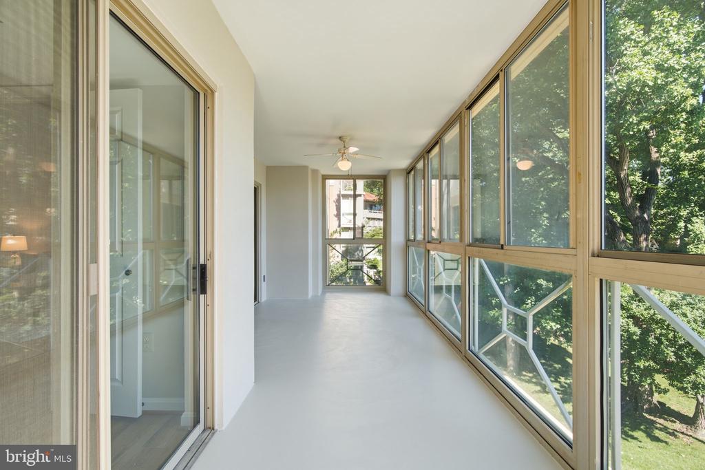 14805 PENNFIELD CIRCLE Unit: 304