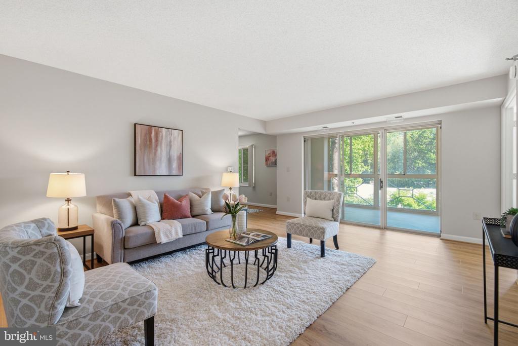 14805 PENNFIELD CIRCLE Unit: 304