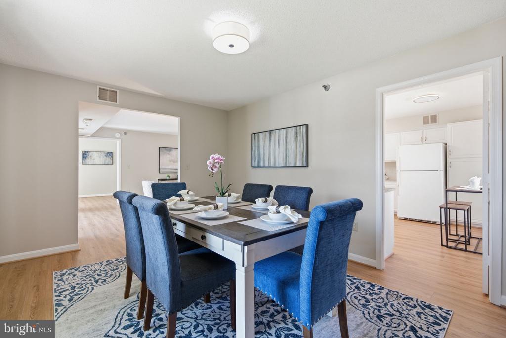 14805 PENNFIELD CIRCLE Unit: 304