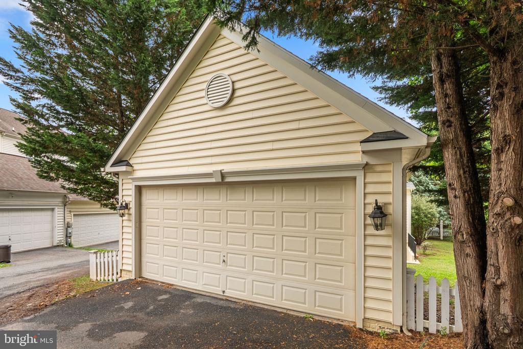 601 BRIGHT MEADOW DRIVE