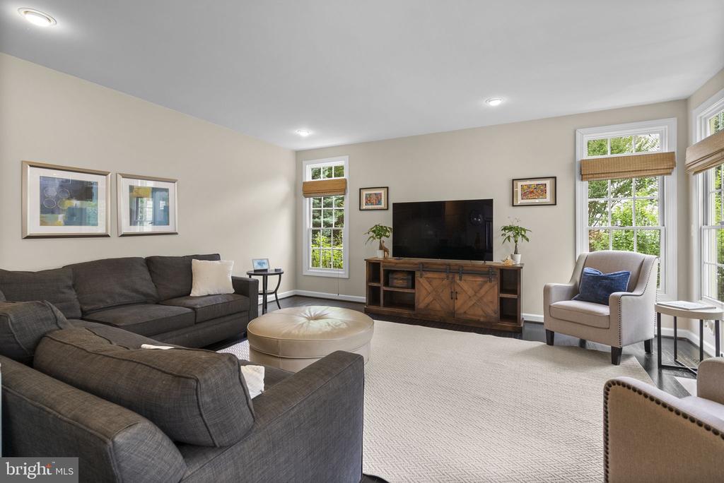 601 BRIGHT MEADOW DRIVE