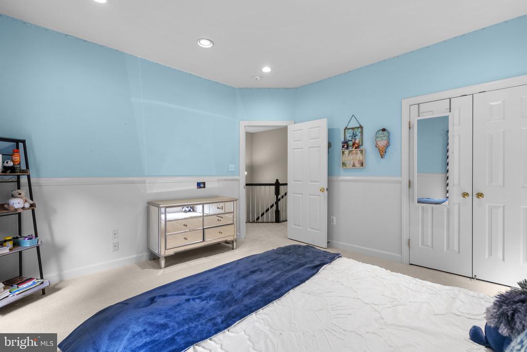 601 BRIGHT MEADOW DRIVE