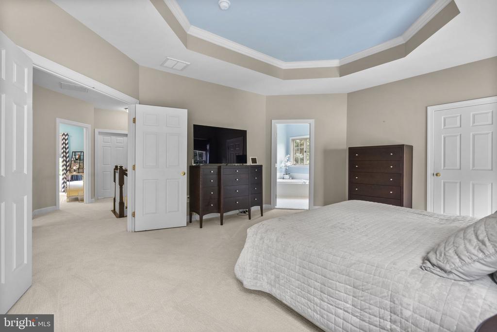 601 BRIGHT MEADOW DRIVE