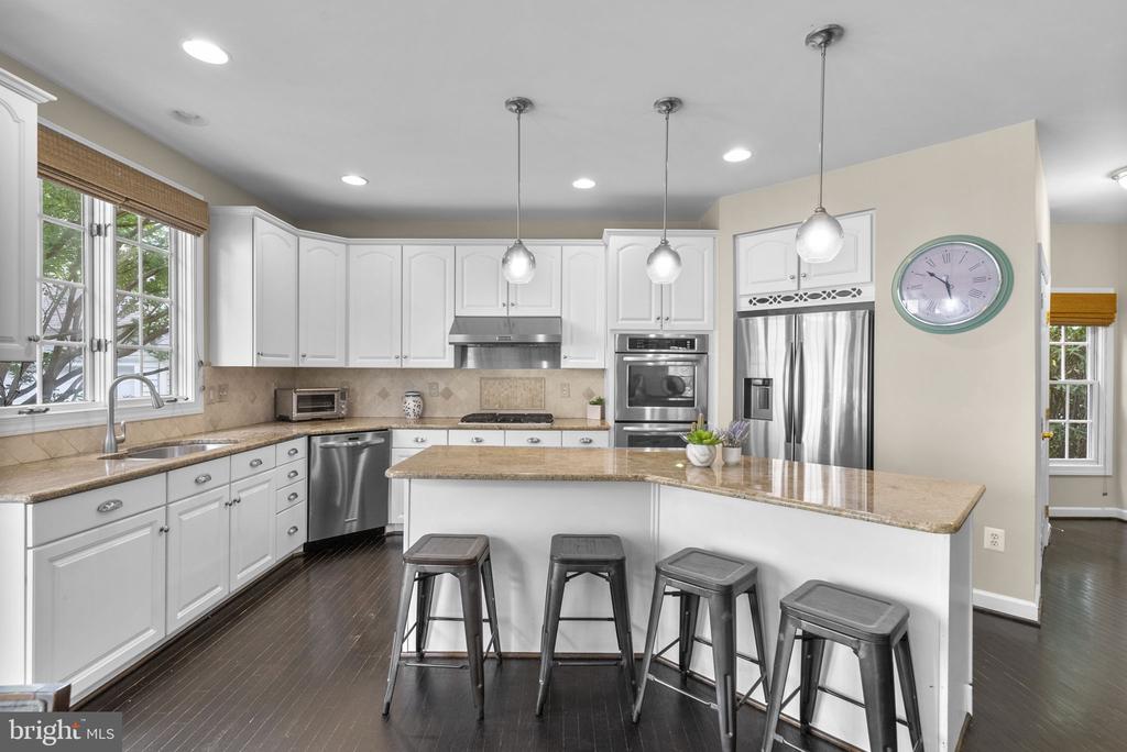 601 BRIGHT MEADOW DRIVE