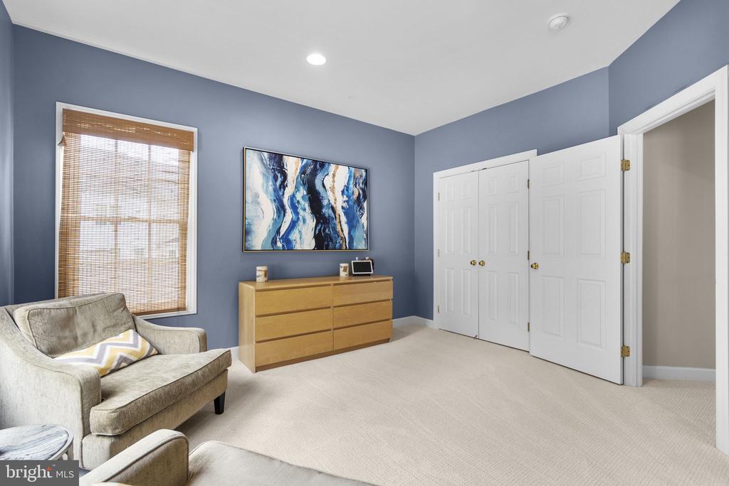 601 BRIGHT MEADOW DRIVE