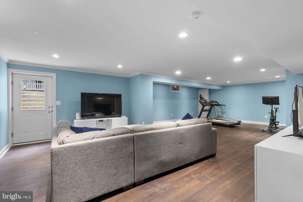 601 BRIGHT MEADOW DRIVE