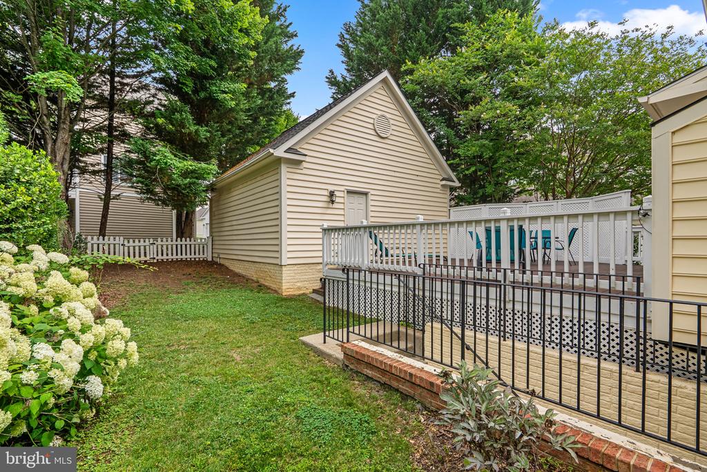 601 BRIGHT MEADOW DRIVE