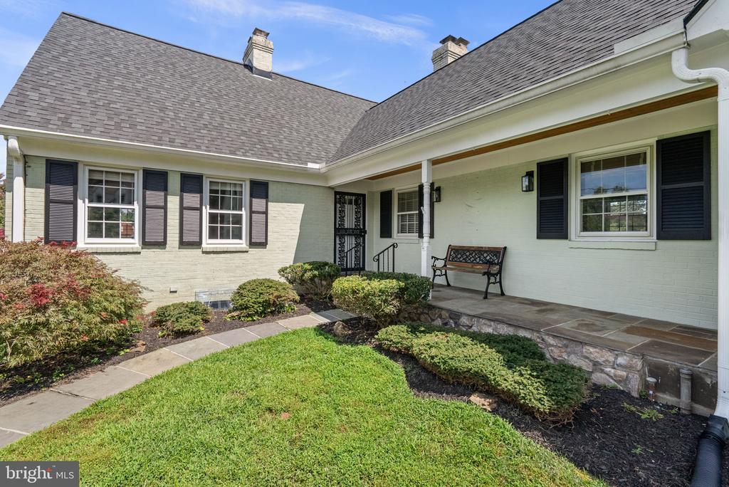 17609 STONERIDGE COURT