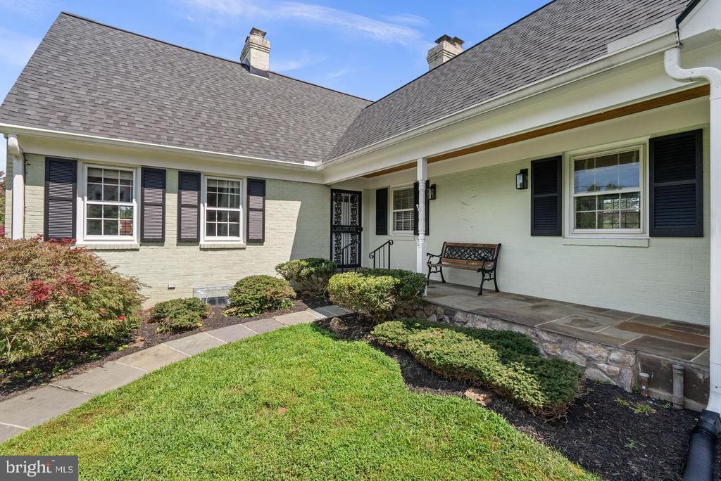 17609 STONERIDGE COURT