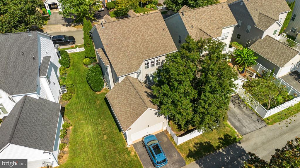 933 GENTLEWOOD STREET