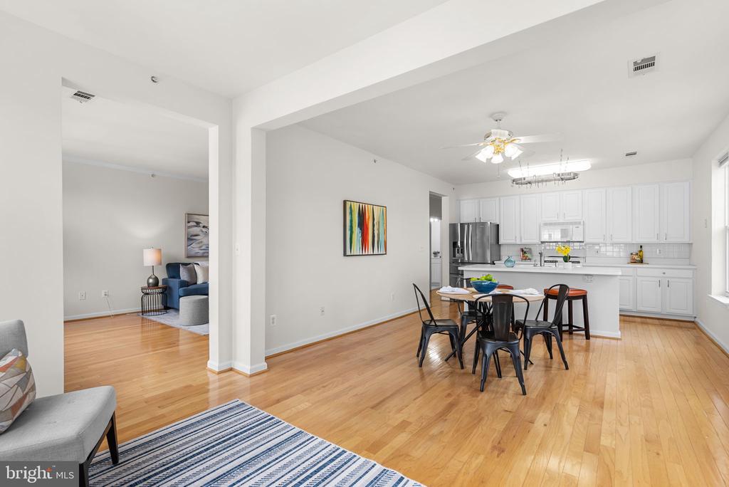 201 HIGH GABLES DRIVE Unit: 408
