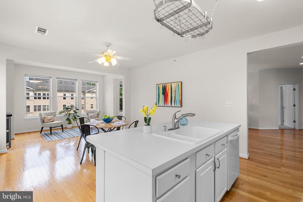 201 HIGH GABLES DRIVE Unit: 408