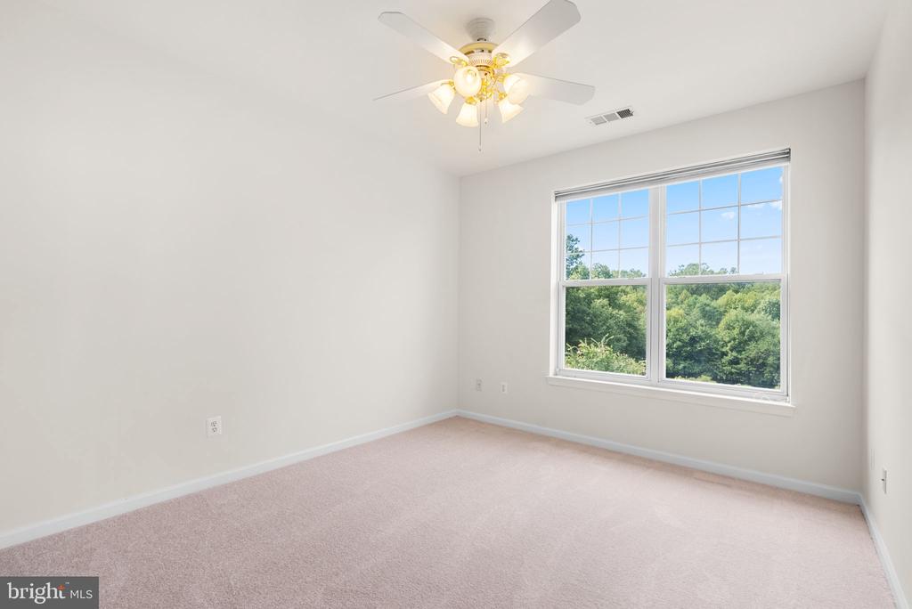 201 HIGH GABLES DRIVE Unit: 408