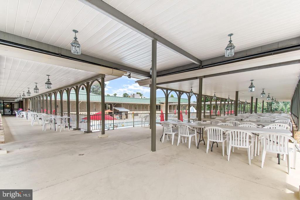 14805 PENNFIELD CIRCLE Unit: 304