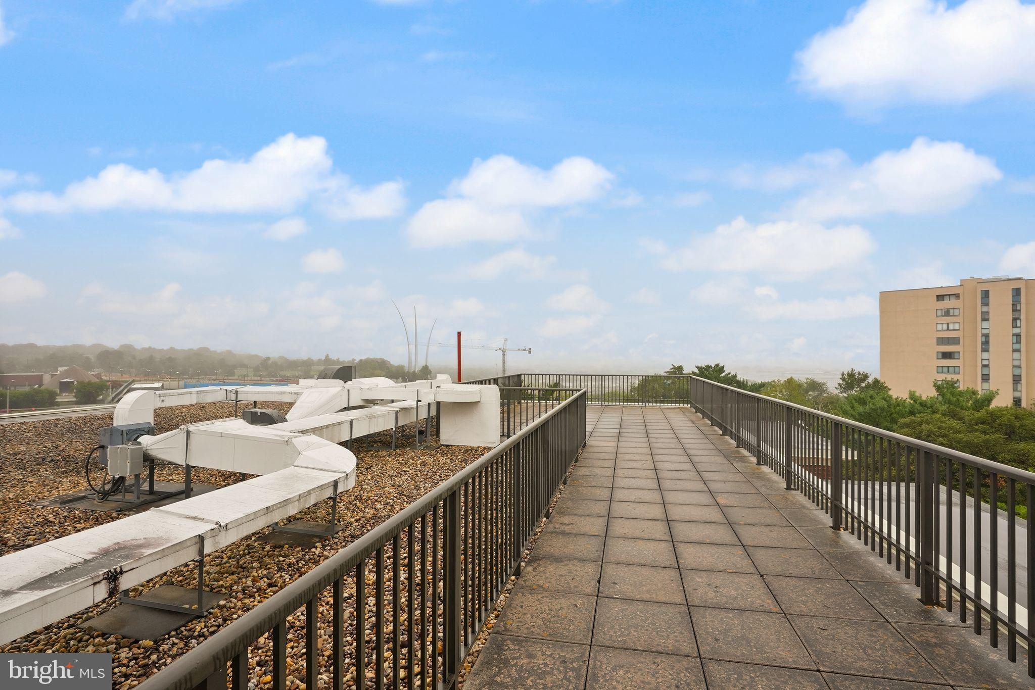 1300 ARMY NAVY DRIVE 722