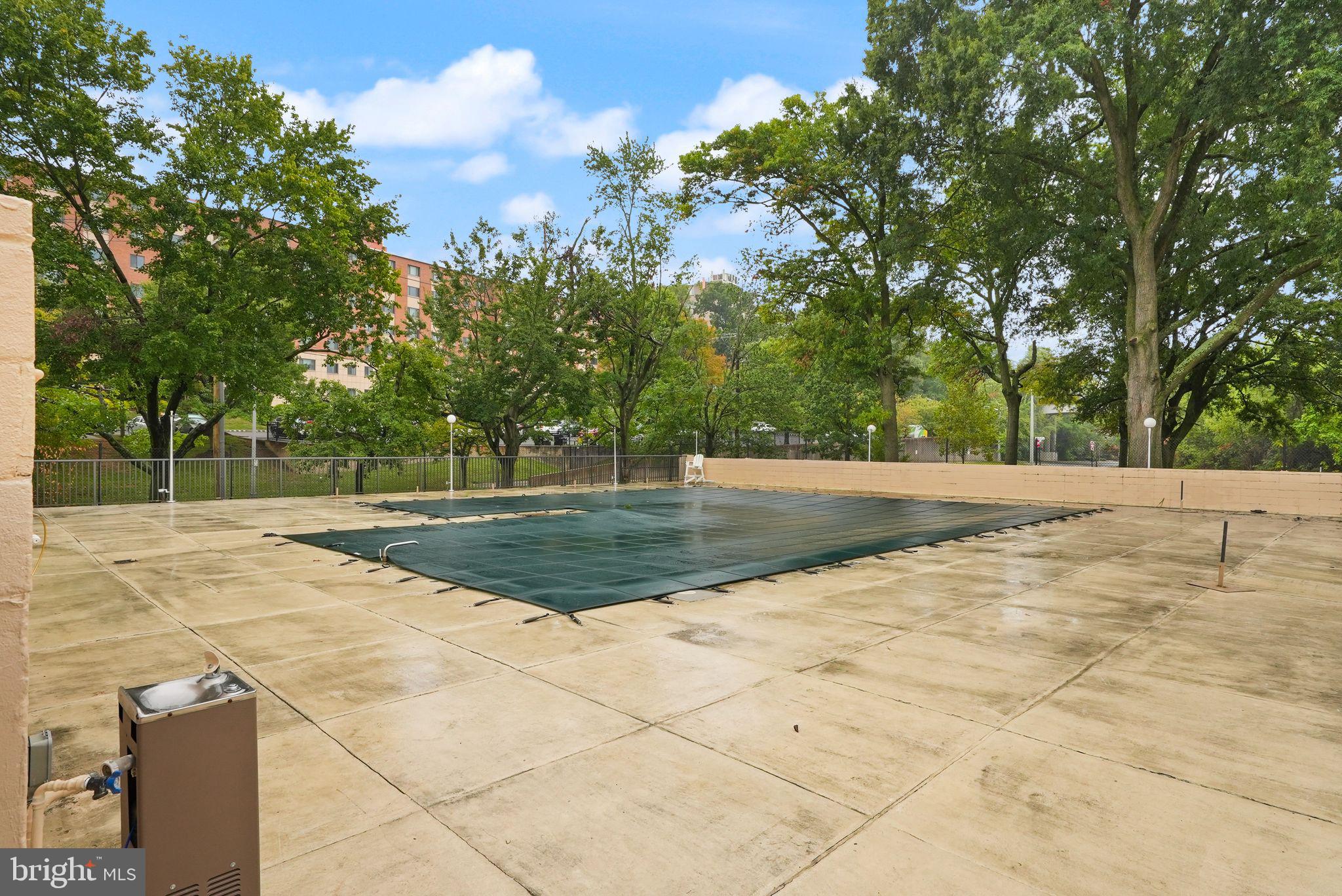 1300 ARMY NAVY DRIVE 722