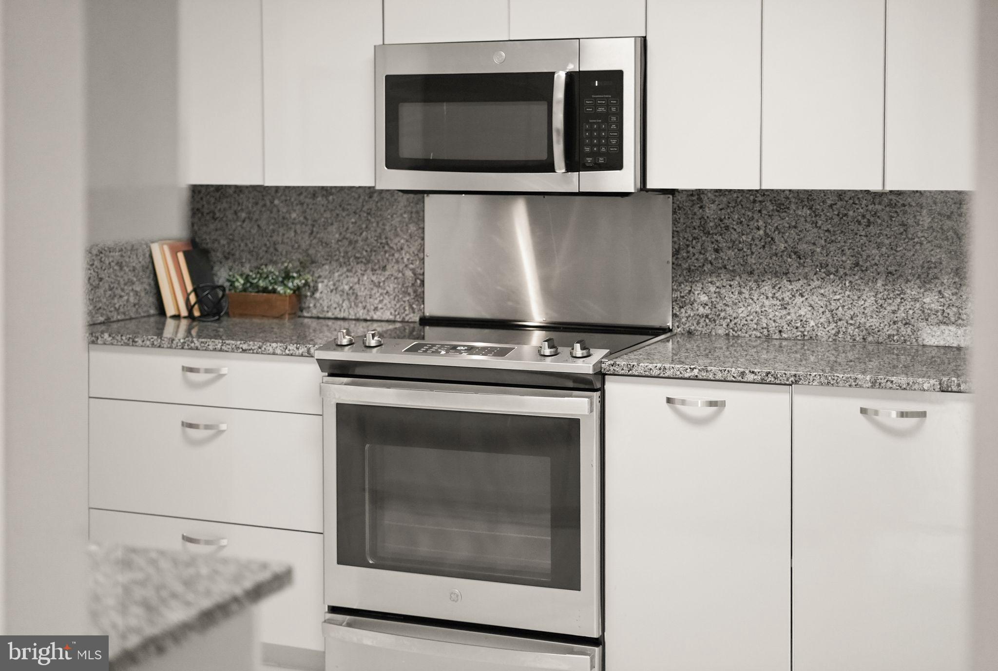 1300 ARMY NAVY DRIVE 722