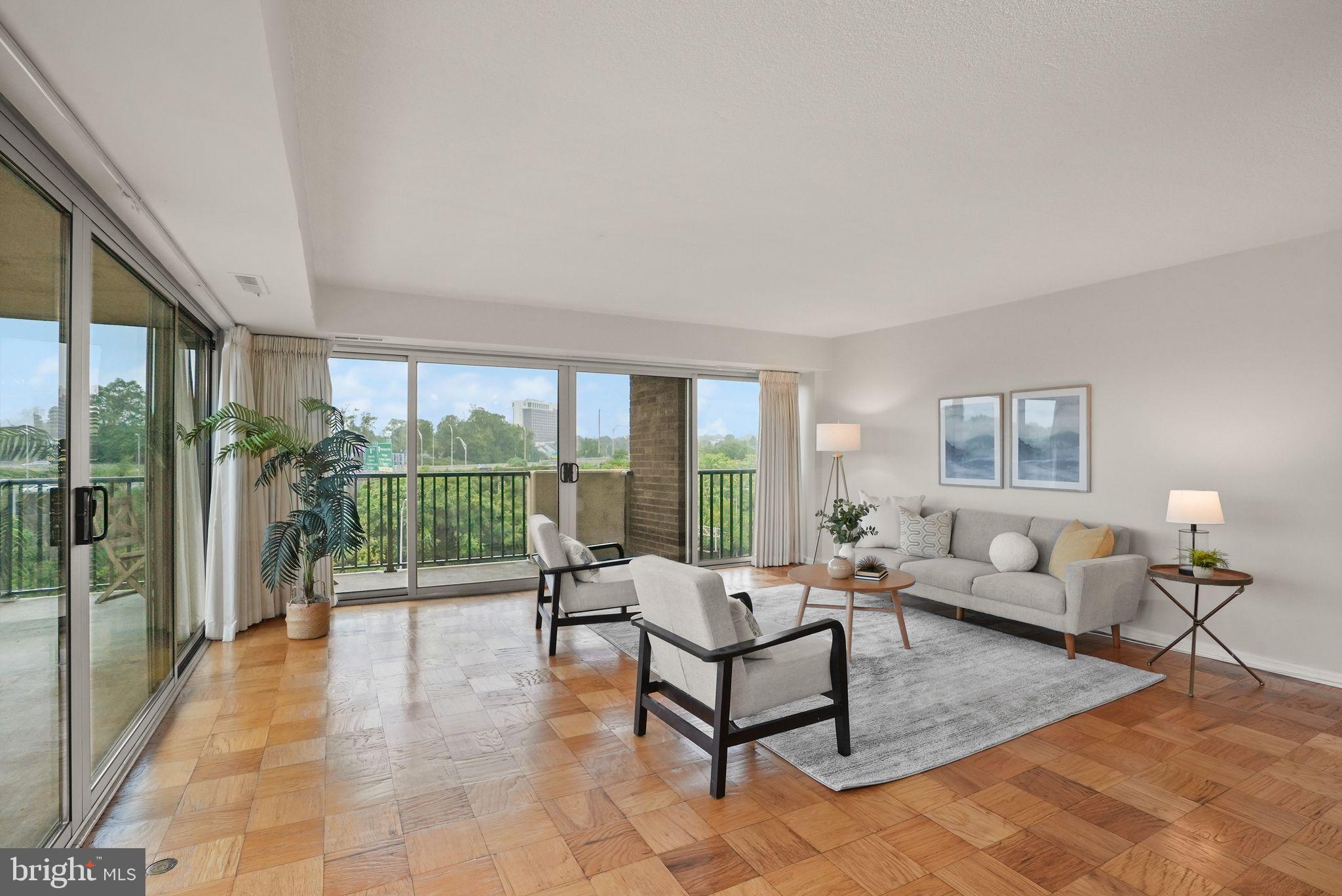 1300 ARMY NAVY DRIVE 722