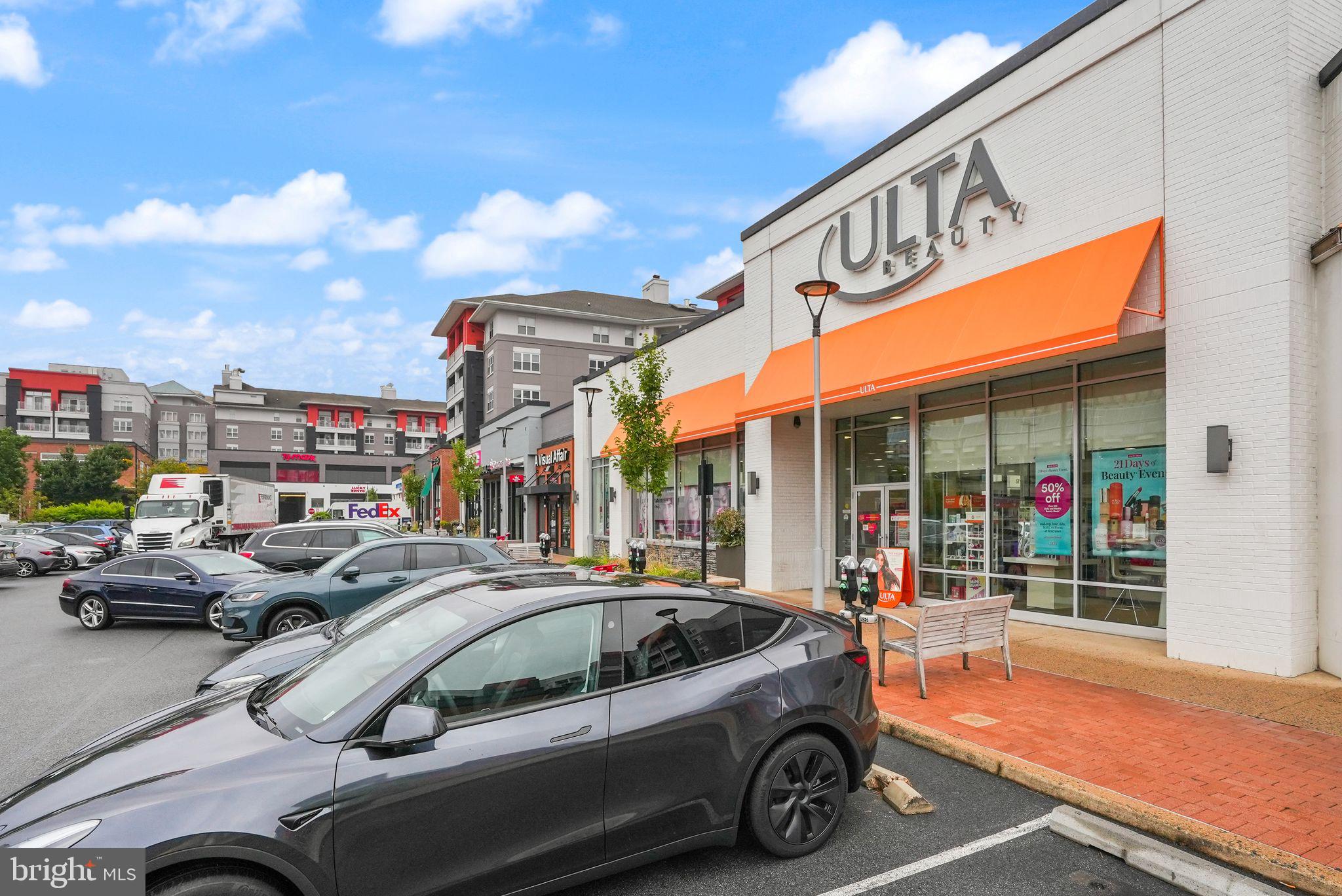 1300 ARMY NAVY DRIVE 722