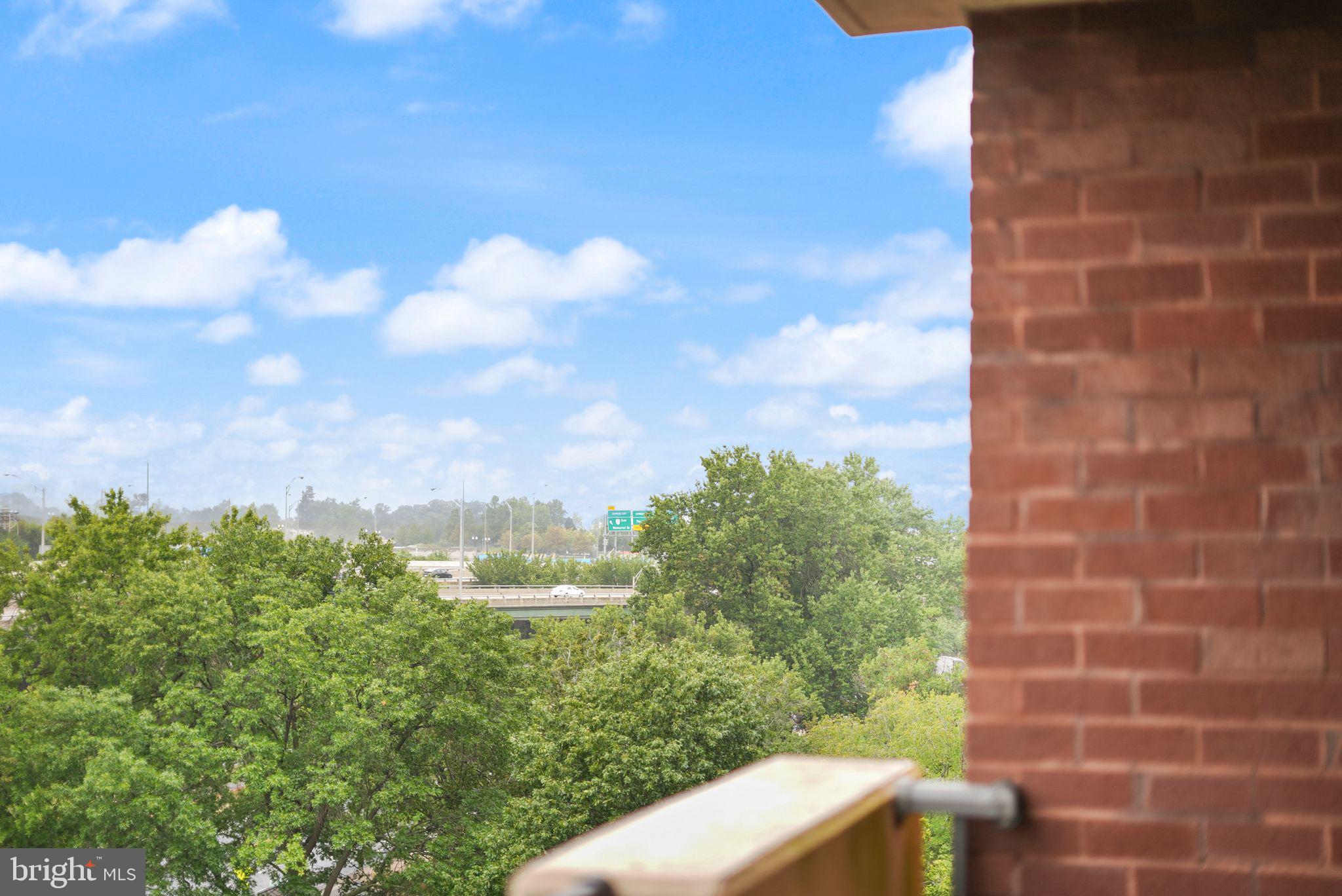 1300 ARMY NAVY DRIVE 722