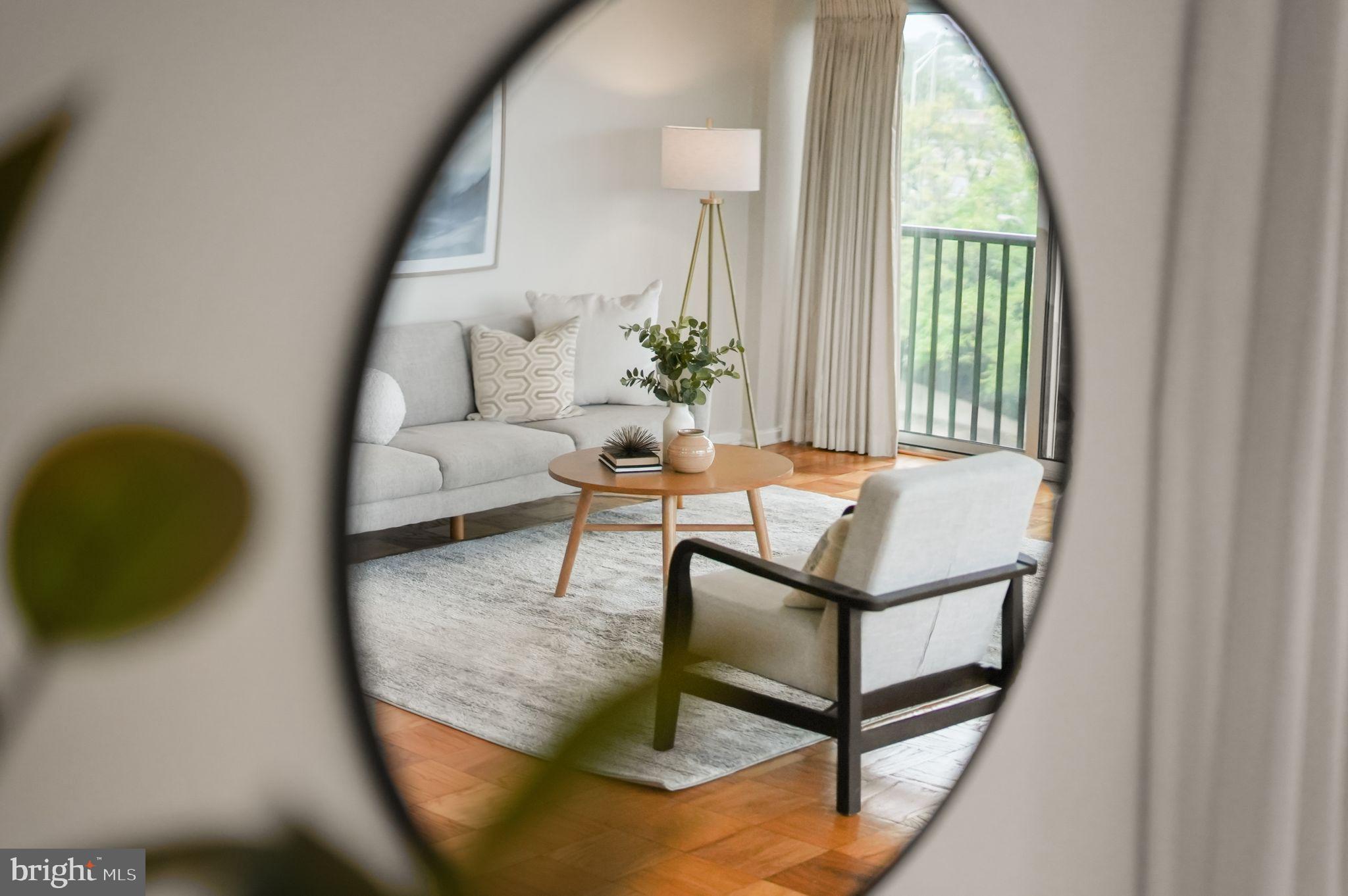 1300 ARMY NAVY DRIVE 722