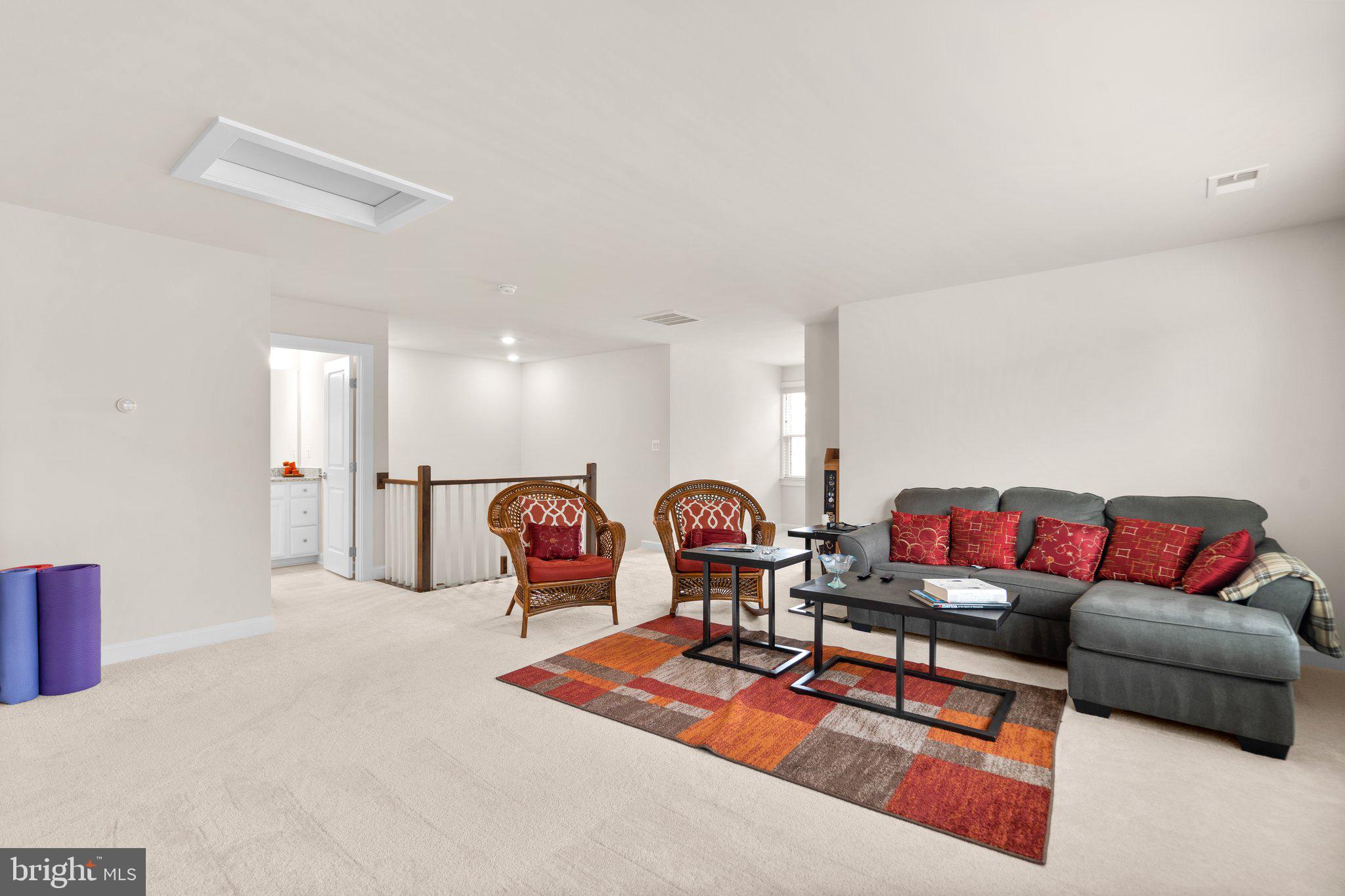 43358 DEWEY SQUARE
