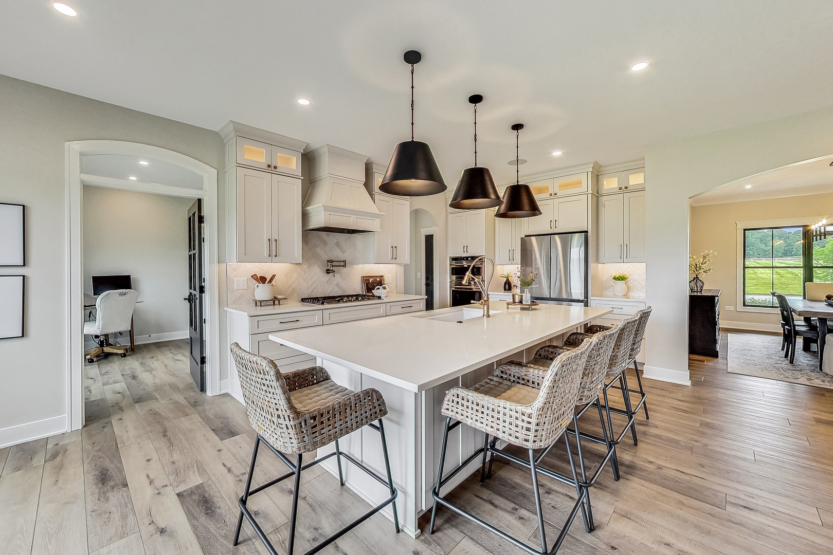 7437 Clubhouse Drive