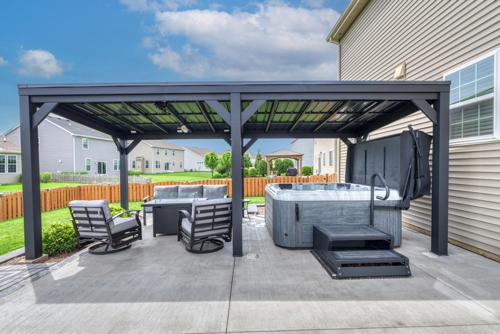 1302 Goldfield Lane