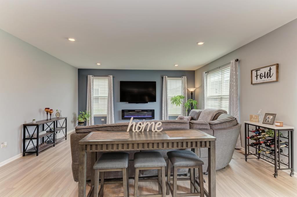 1302 Goldfield Lane