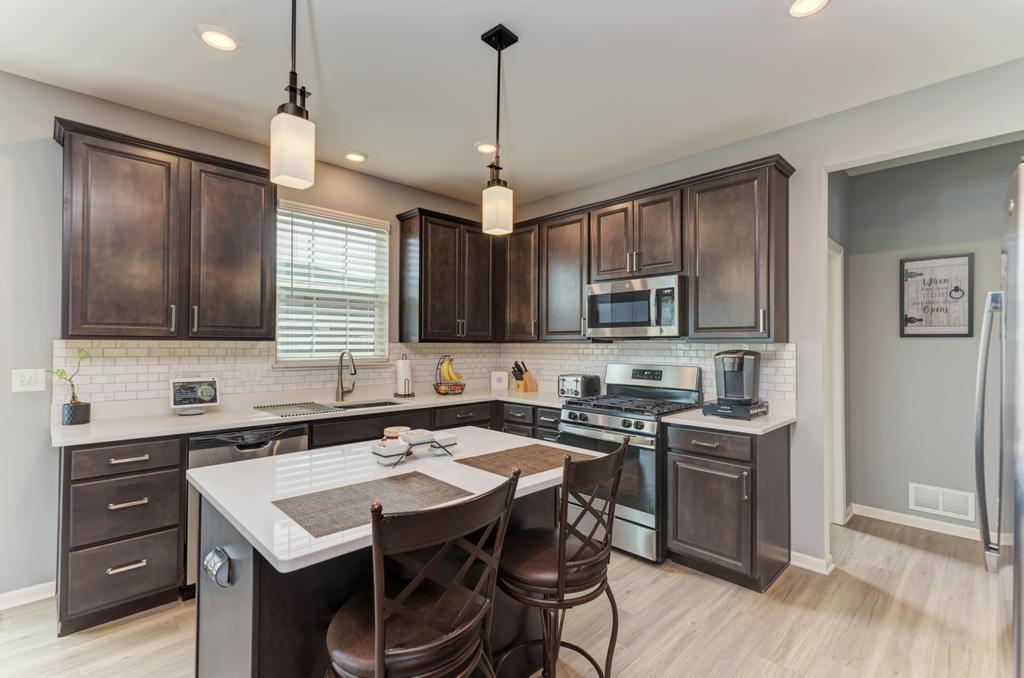1302 Goldfield Lane