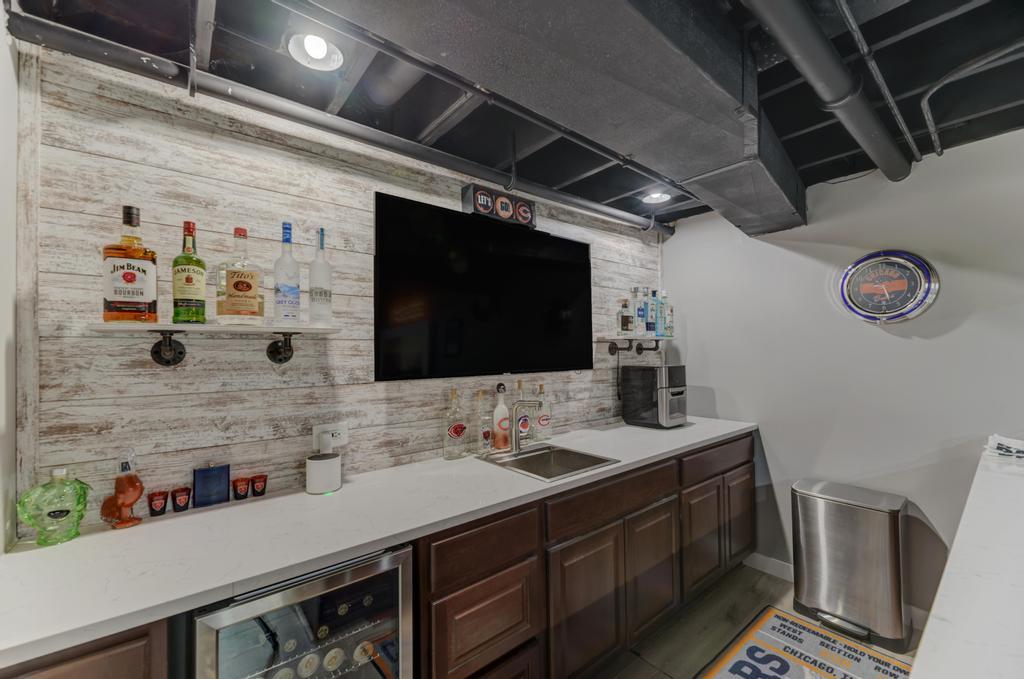 1302 Goldfield Lane