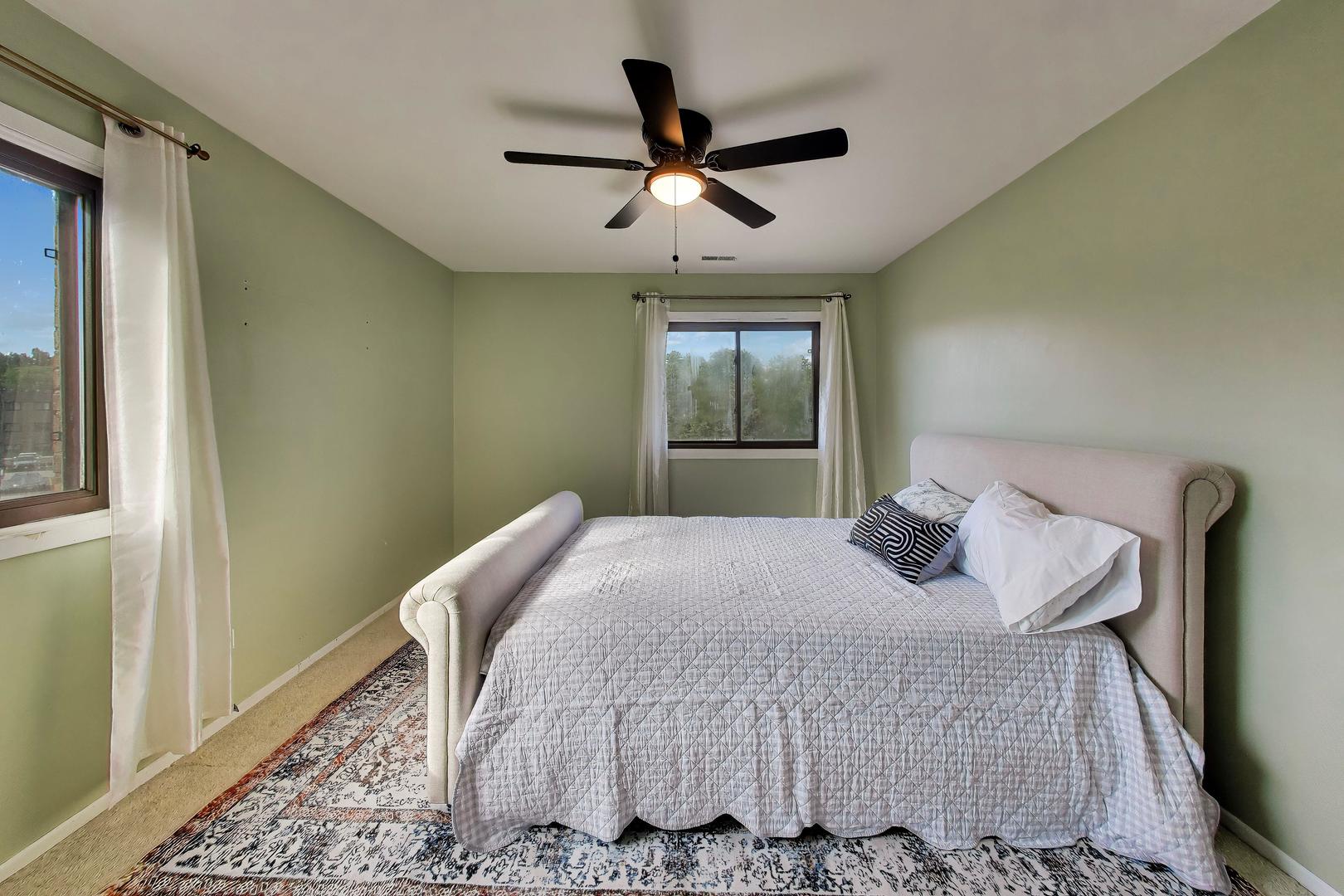 1440 Stonebridge Circle Unit: J12