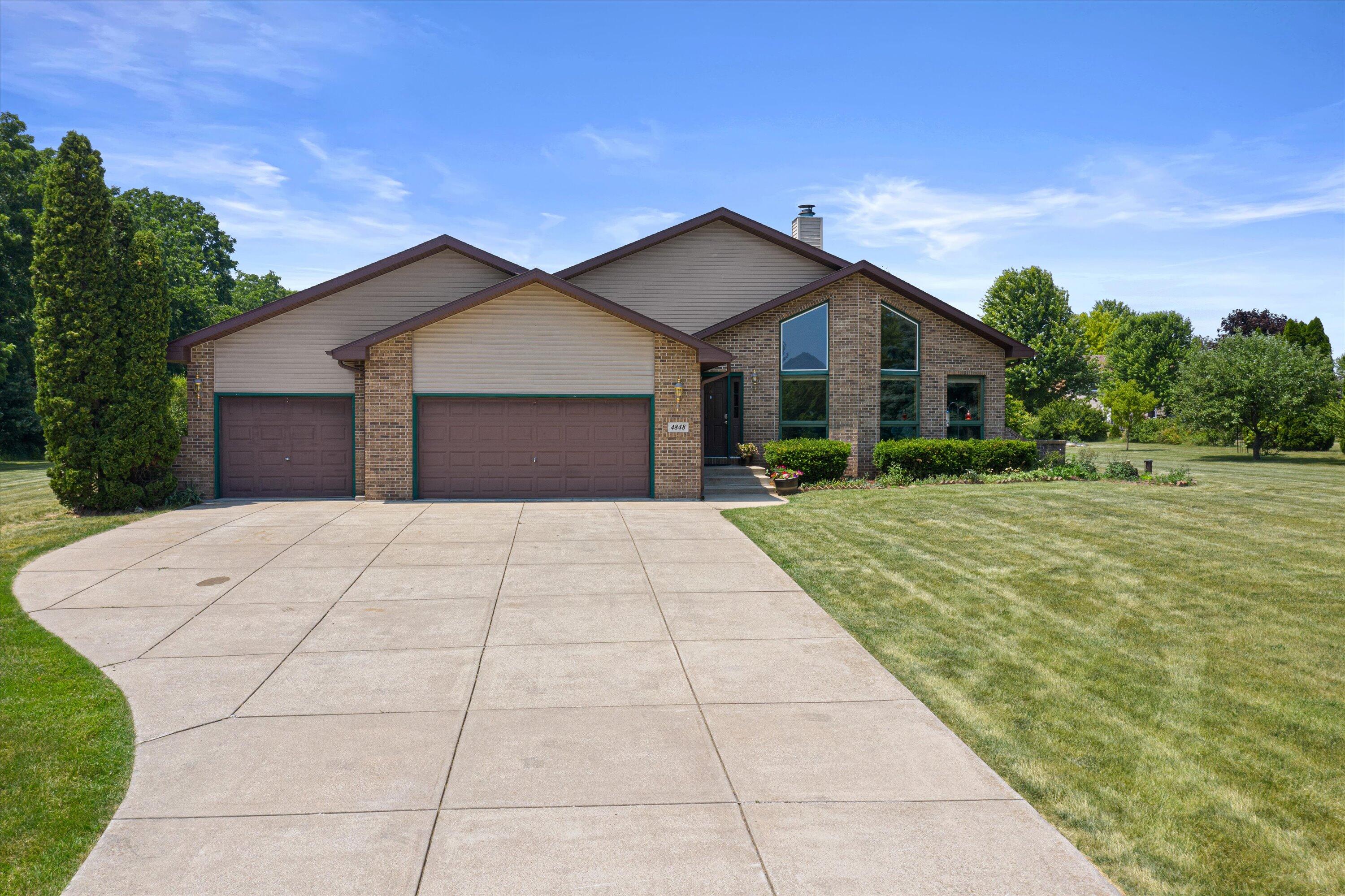 4848 Riverside Rd