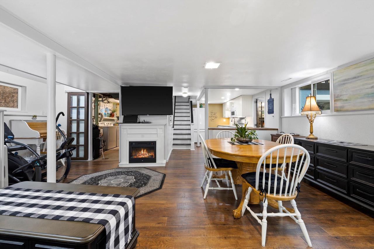 7810 Evergreen TERRACE