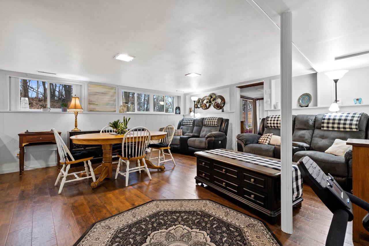 7810 Evergreen TERRACE