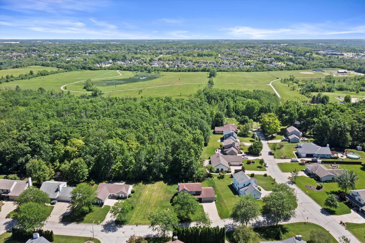 7424 South Hillendale DRIVE