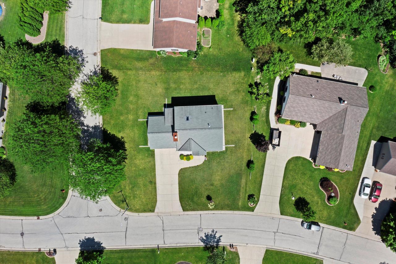 7424 South Hillendale DRIVE