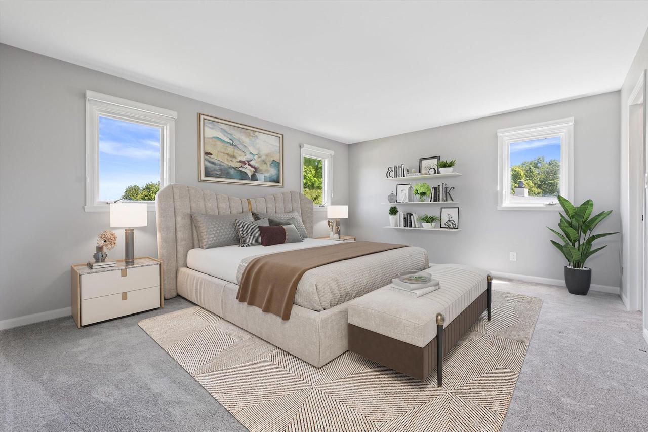 7424 South Hillendale DRIVE