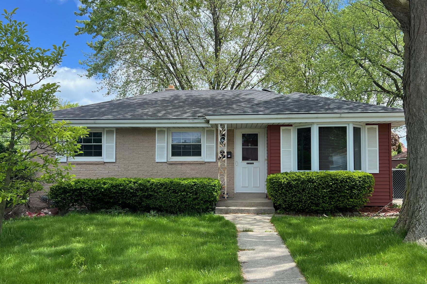 3649 Regency Dr