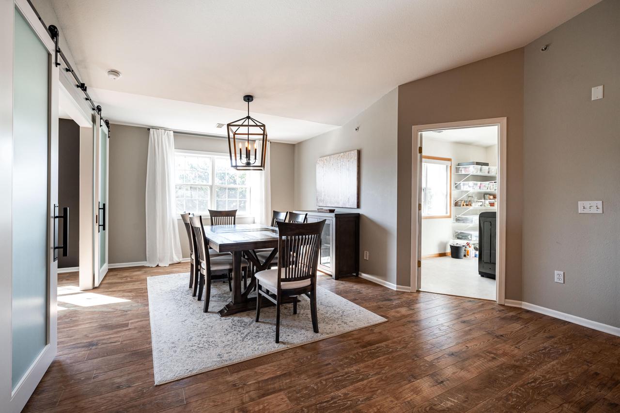 825 Stonefield DRIVE 106