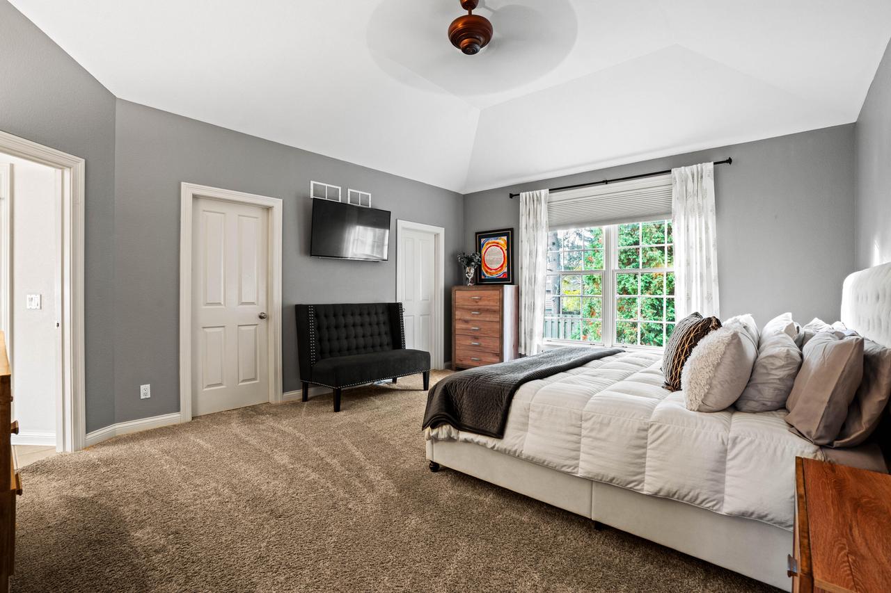 319 Jonathon DRIVE