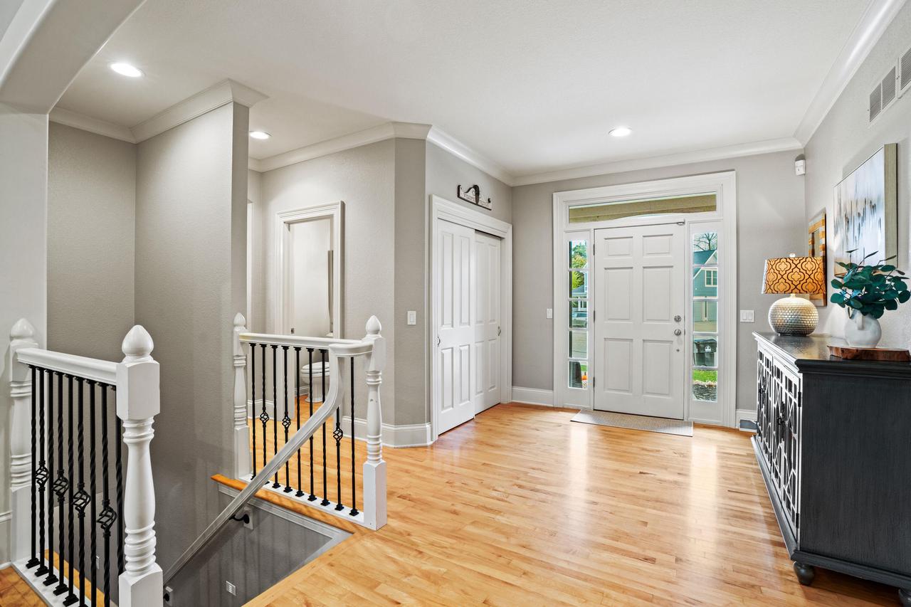 319 Jonathon DRIVE