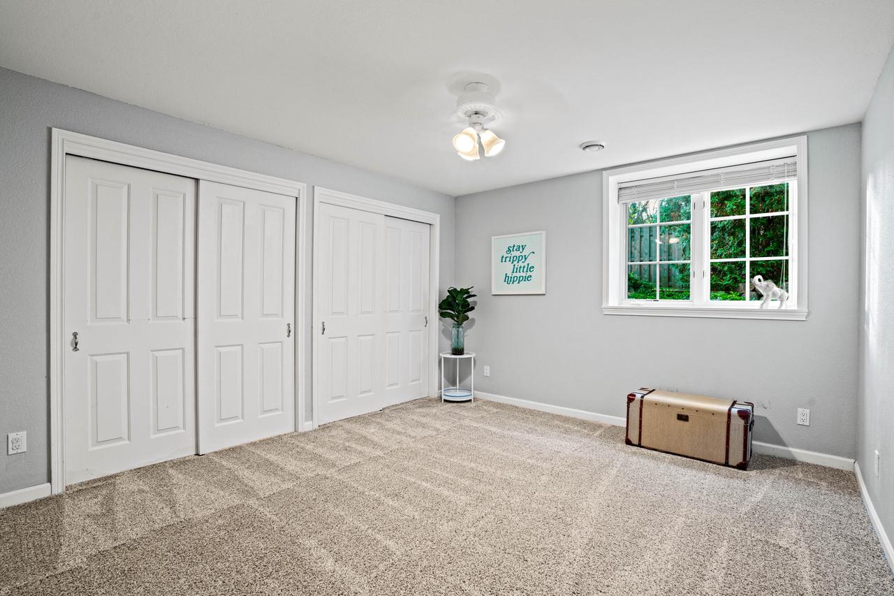 319 Jonathon DRIVE