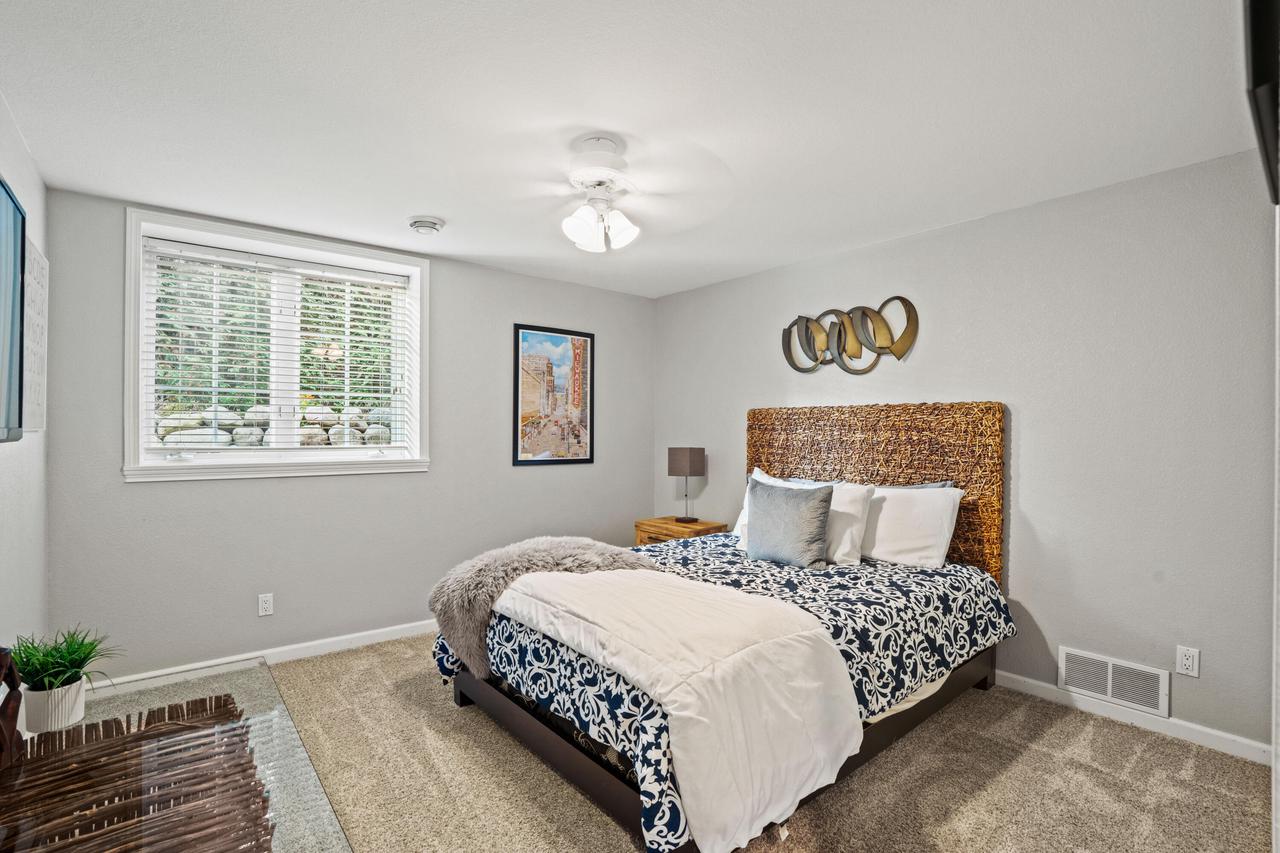 319 Jonathon DRIVE